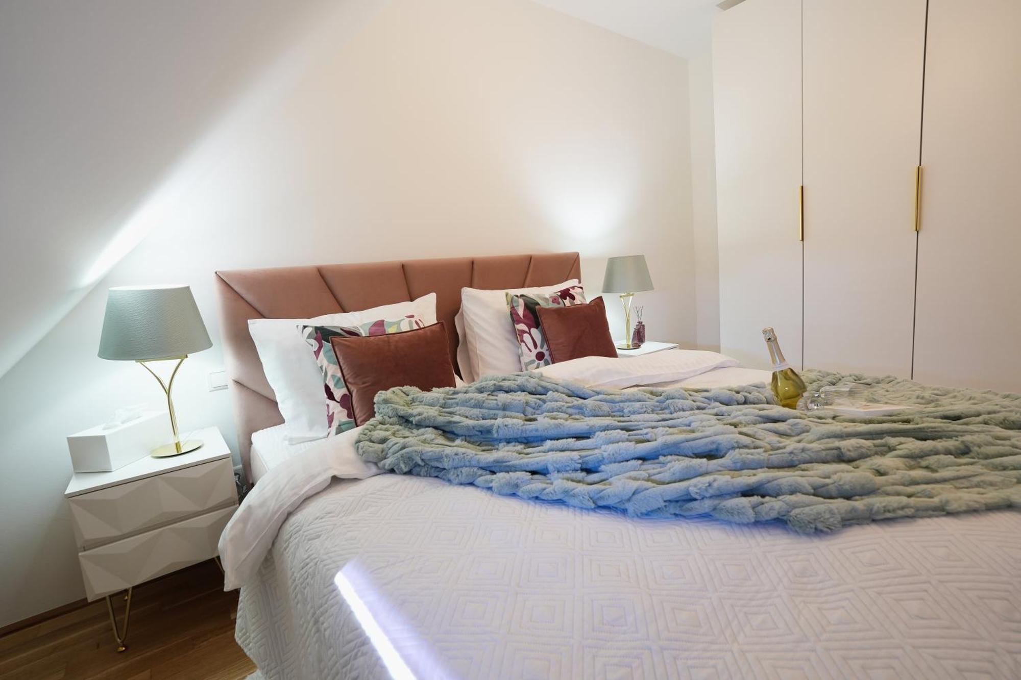 Apartment In Style At Carl's Design Residences - Modern Design Meets Comfort L Parking & Perfect Connection To Center Vienna